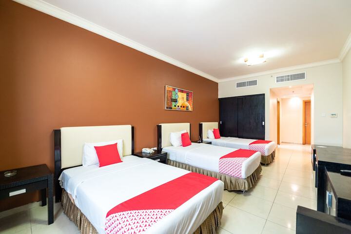 Room 8 of 35