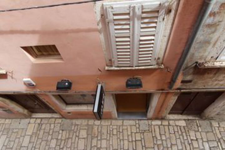 Room 20 of 42