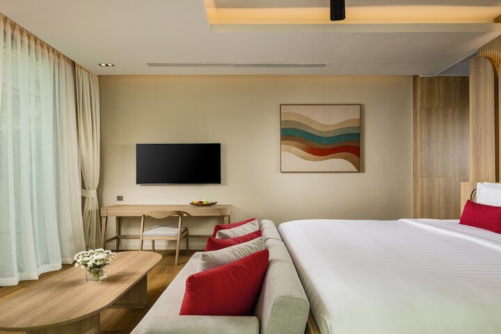 Room 25 of 133