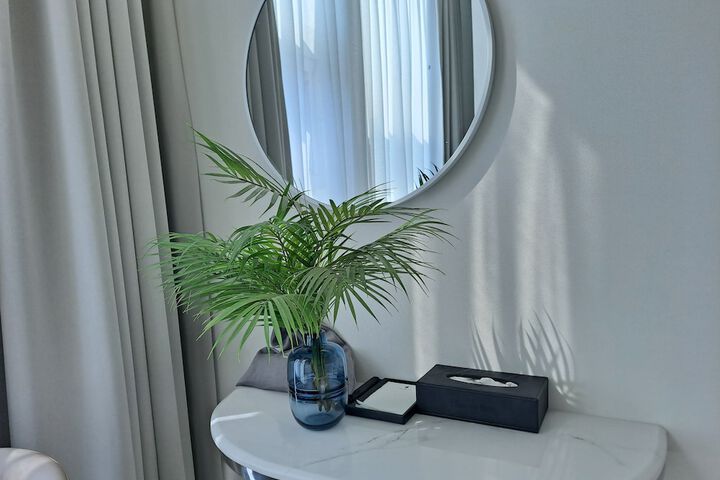 Room 32 of 52