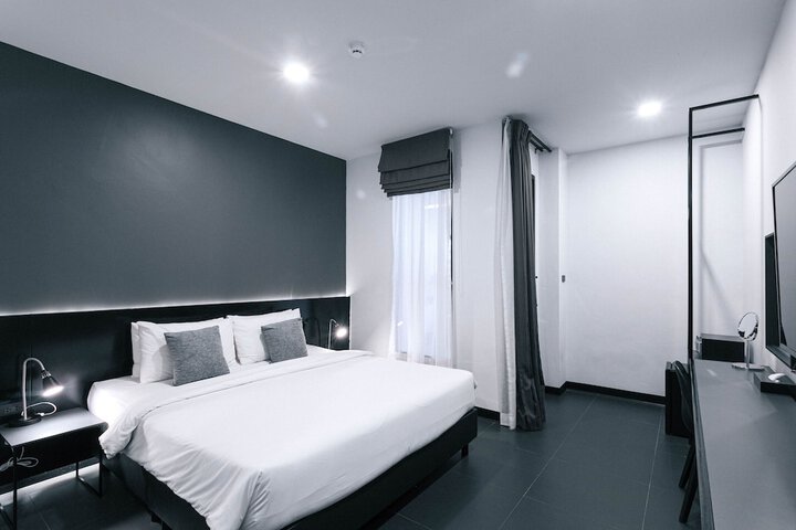 Room 15 of 82