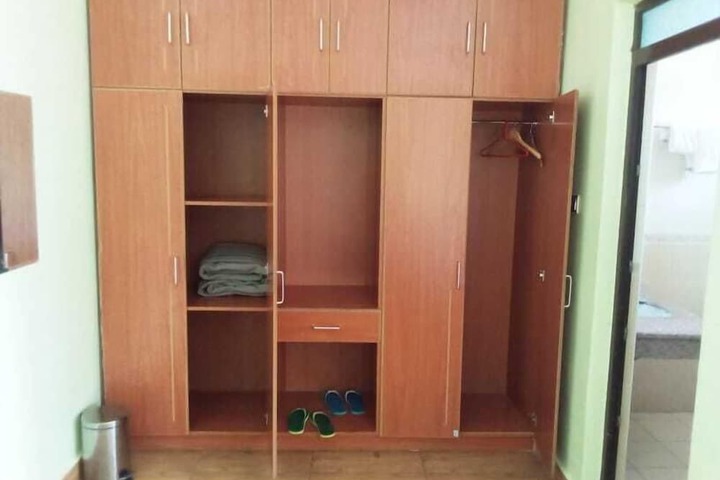 Room 7 of 19