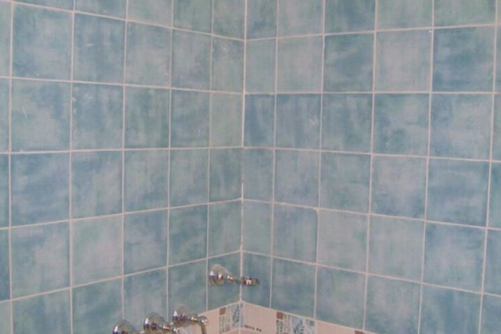 Room 14 of 25