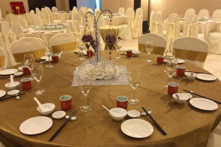 Ballroom/Hall 26 of 44