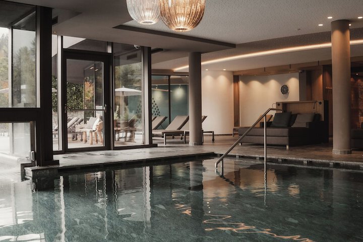 Pool 48 of 113
