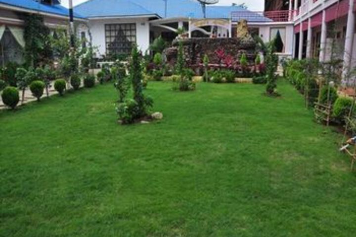 Hotel Exterior 10 of 20