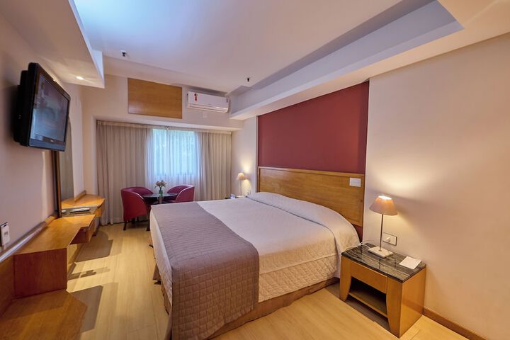 Room 27 of 145