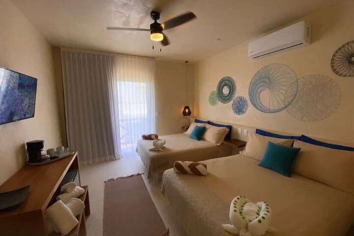 Room 12 of 321