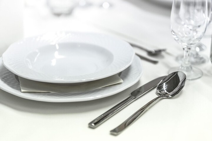 Dining 3 of 24