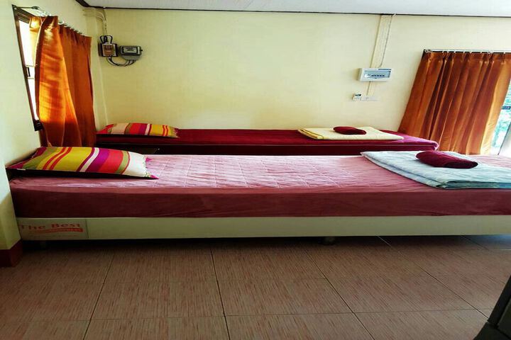 Room 8 of 61