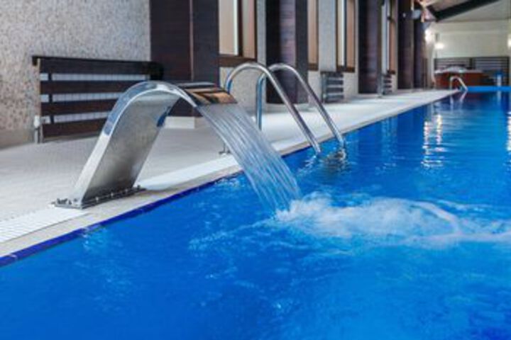 Pool 50 of 81
