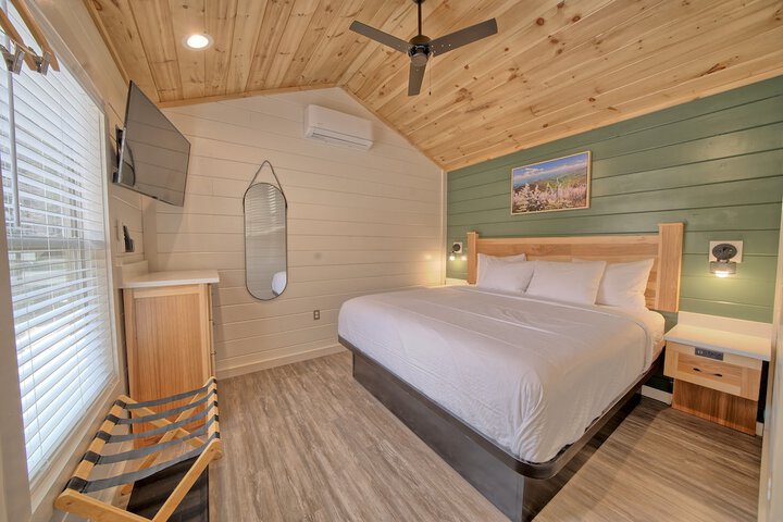 Room 10 of 57