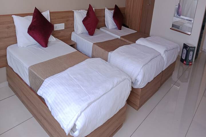 Room 15 of 27