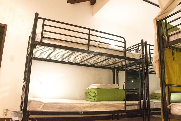 Room 9 of 67