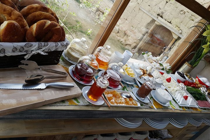 Breakfast/Coffee Service 103 of 131