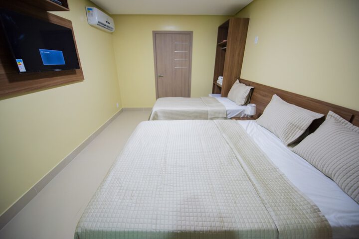 Room 17 of 48
