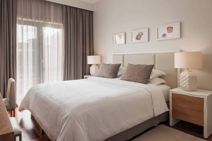 Room 14 of 202