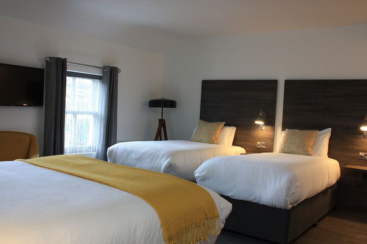 Room 7 of 35
