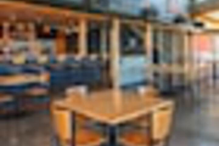 Dining 128 of 210