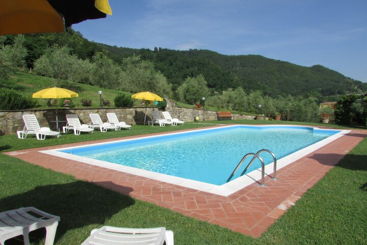 Pool 38 of 60