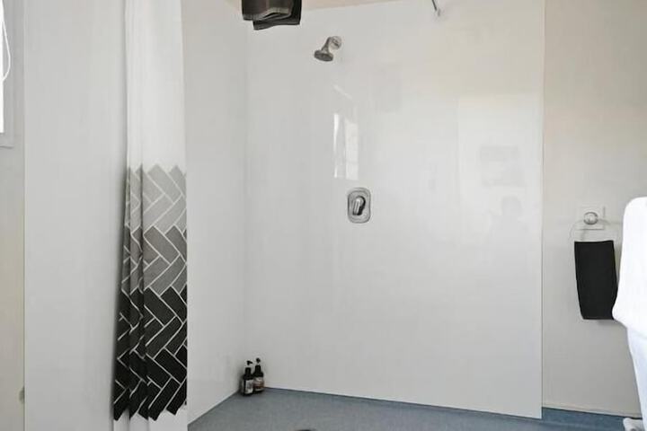 Room 41 of 48