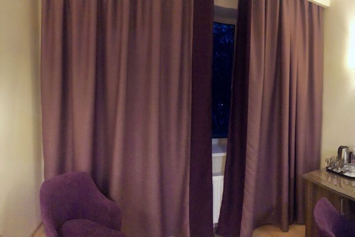 Room 54 of 106