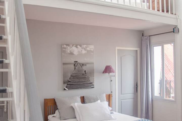 Room 22 of 66