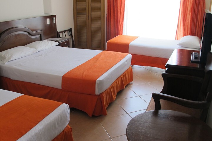 Room 3 of 26