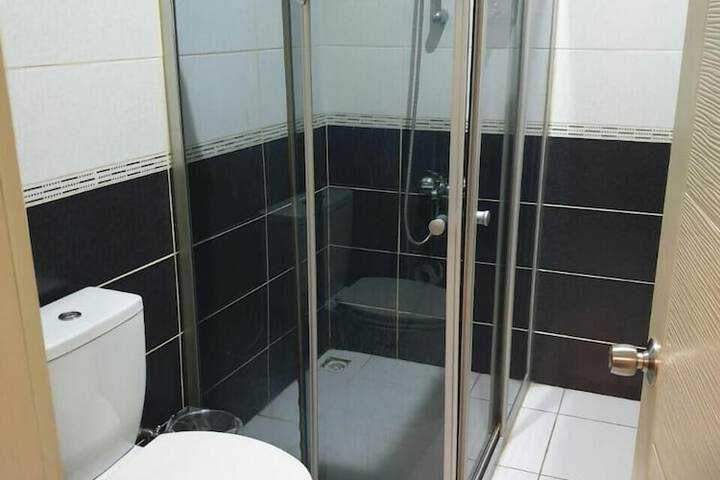 Room 15 of 15