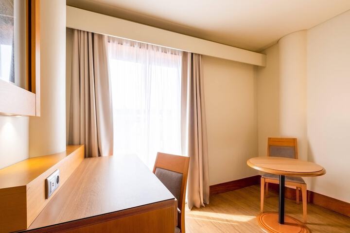 Room 88 of 169