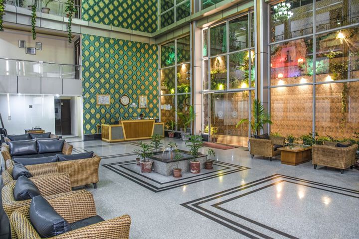 Hotel Interior 4 of 31