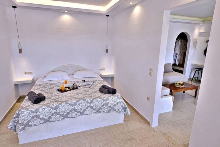 Room 54 of 162
