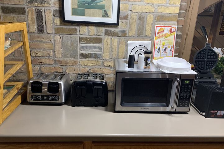 Breakfast/Coffee Service 281 of 293