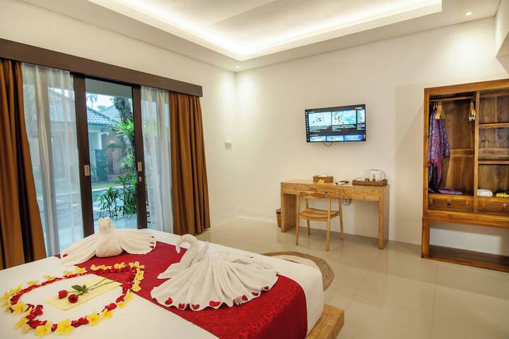 Room 14 of 32