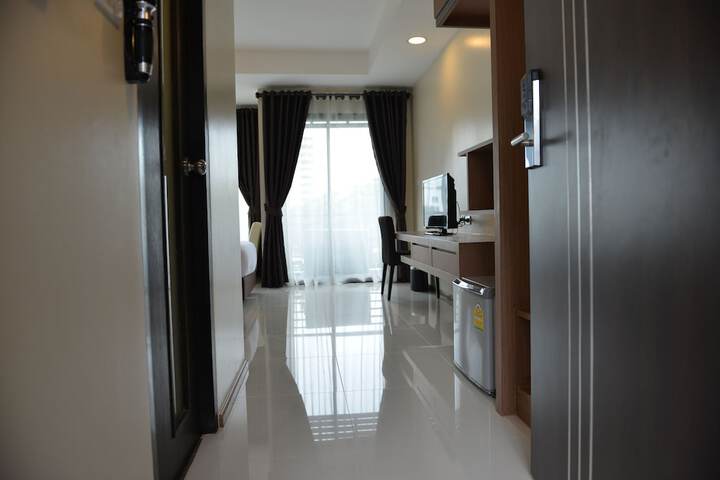 Room 50 of 90