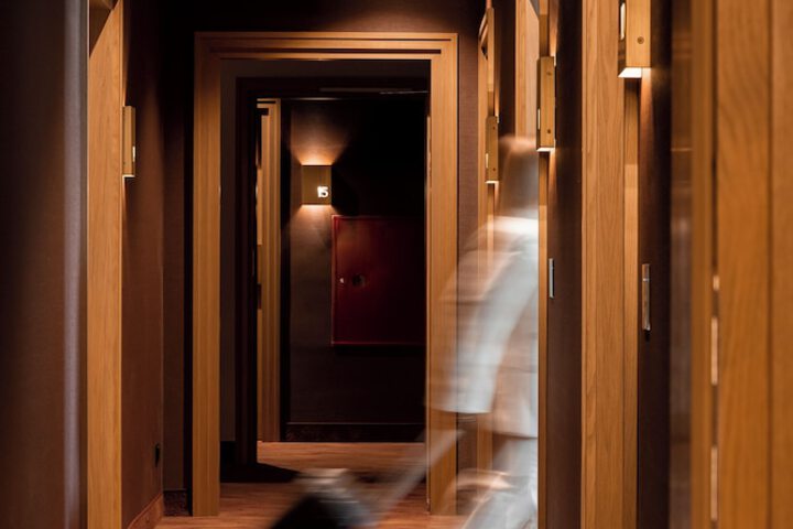 Hotel 124 of 127