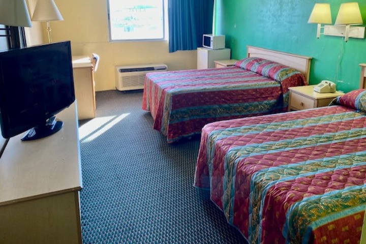 Double Bed (10 of 20)