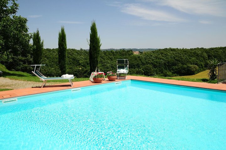 Pool 50 of 74