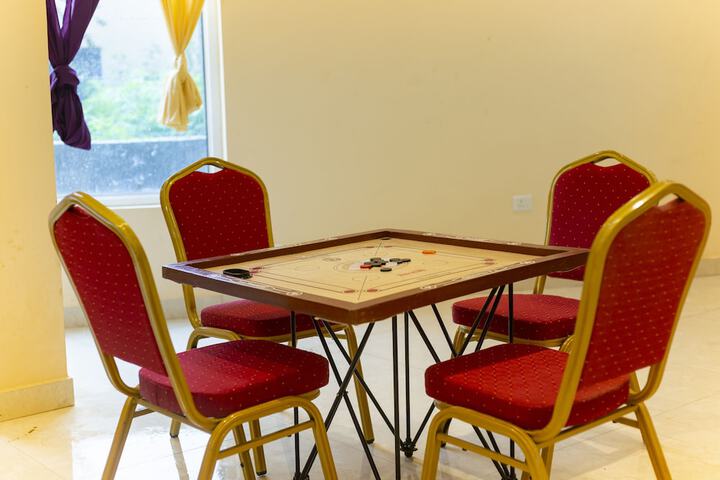 Room 4 of 11