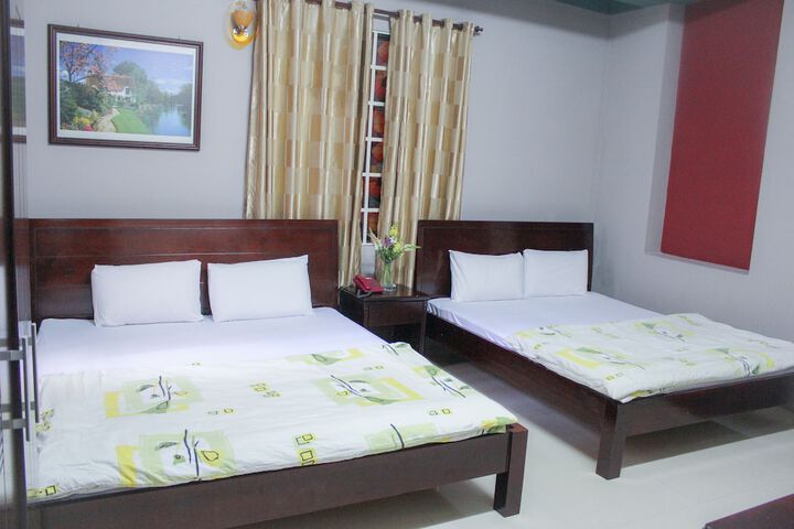 Room 3 of 21