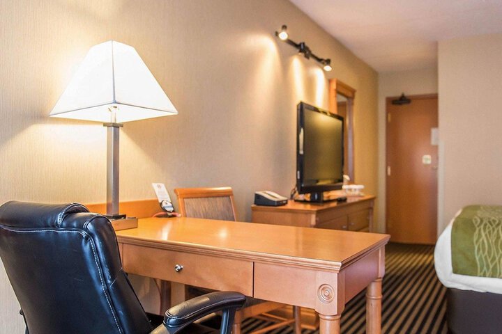 Room 15 of 34