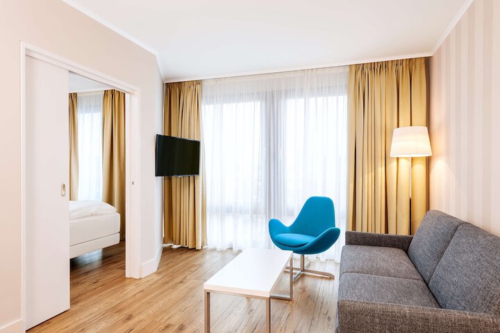 Room 12 of 31