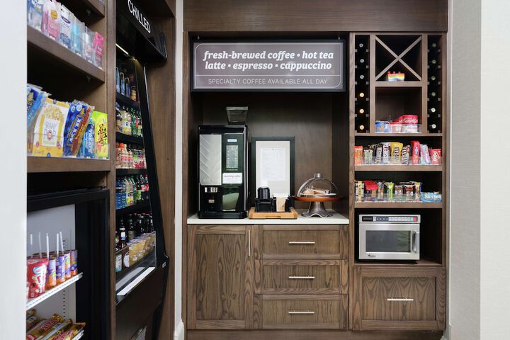 Snack bar