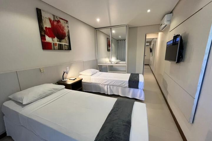 Room 6 of 19