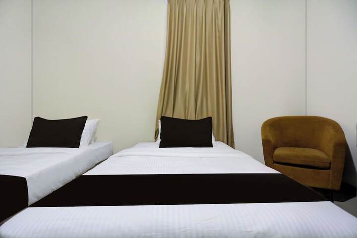 Room 18 of 26