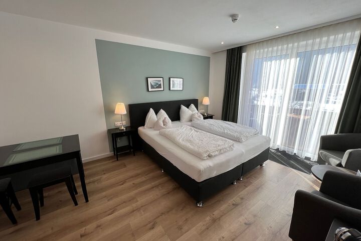 Room 8 of 69