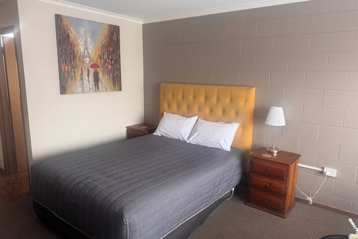 Room 14 of 26