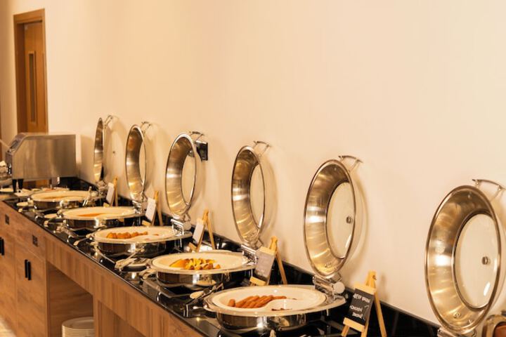 Dining 44 of 78