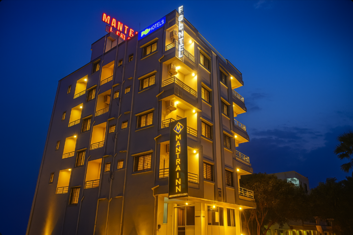 Fabhotel The Mantra Inn - Nr world trade center