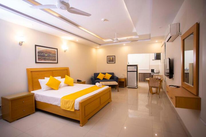 Room 10 of 23